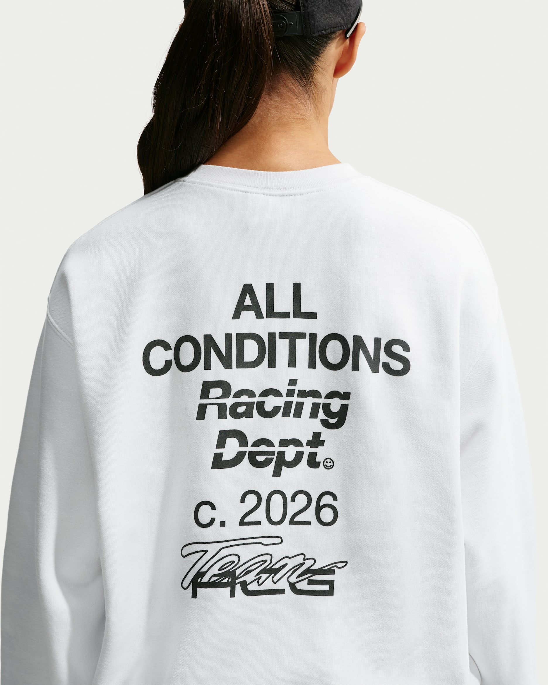 ACG Tuff Fleece Women's Dri-FIT Crew-Neck Sweatshirt. Nike CA